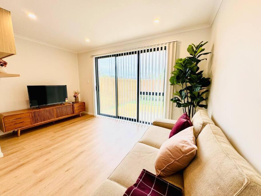 Henderson - 4-Bedrooms Home Auckland Zewnętrze zdjęcie