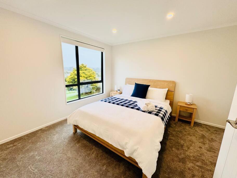 Henderson - 4-Bedrooms Home Auckland Zewnętrze zdjęcie